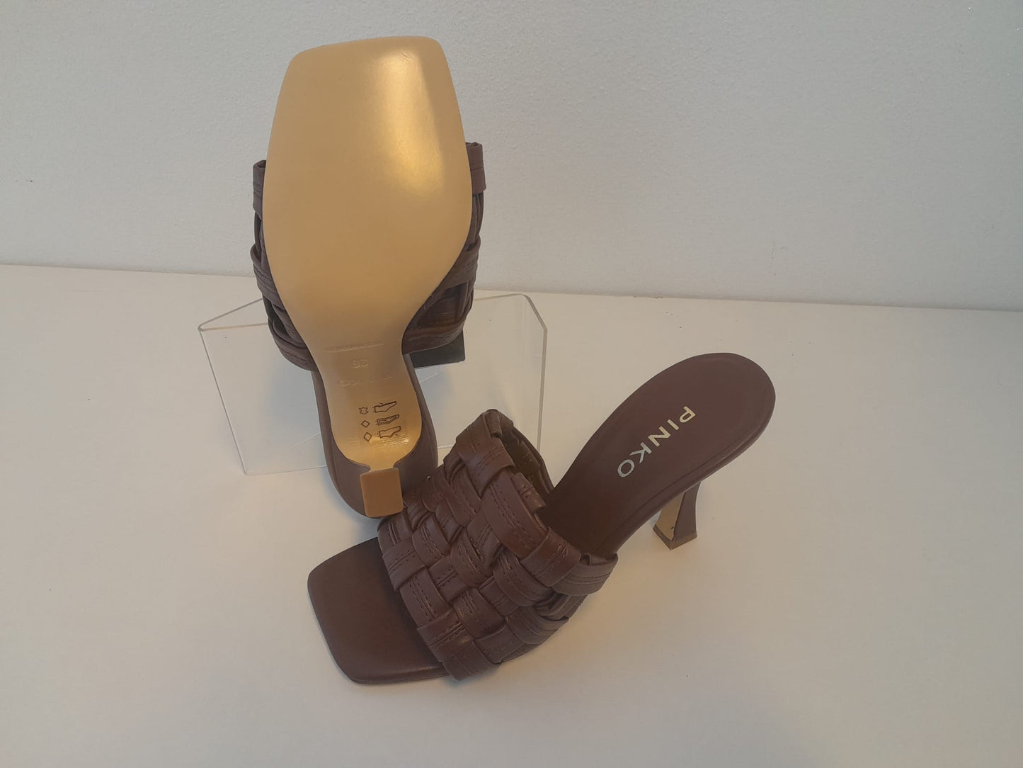 Black - Brown Sabot