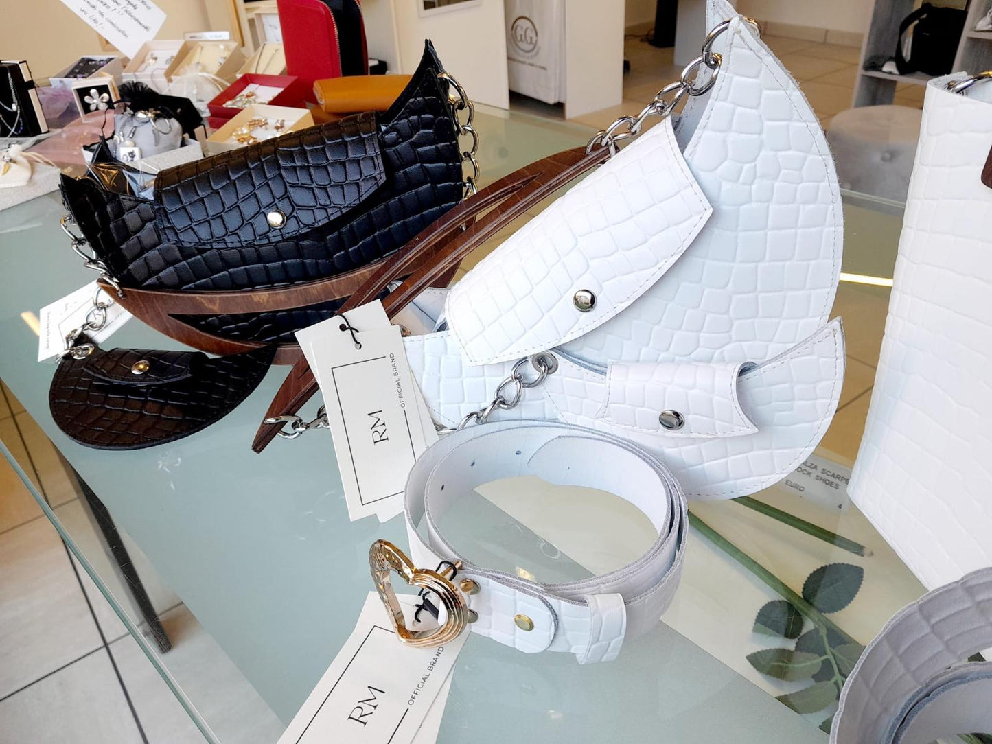 Borsette artigianali in vera pelle crocco