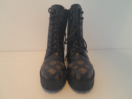 Stivaletto Guess