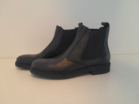 Stivaletti in Pelle Nera