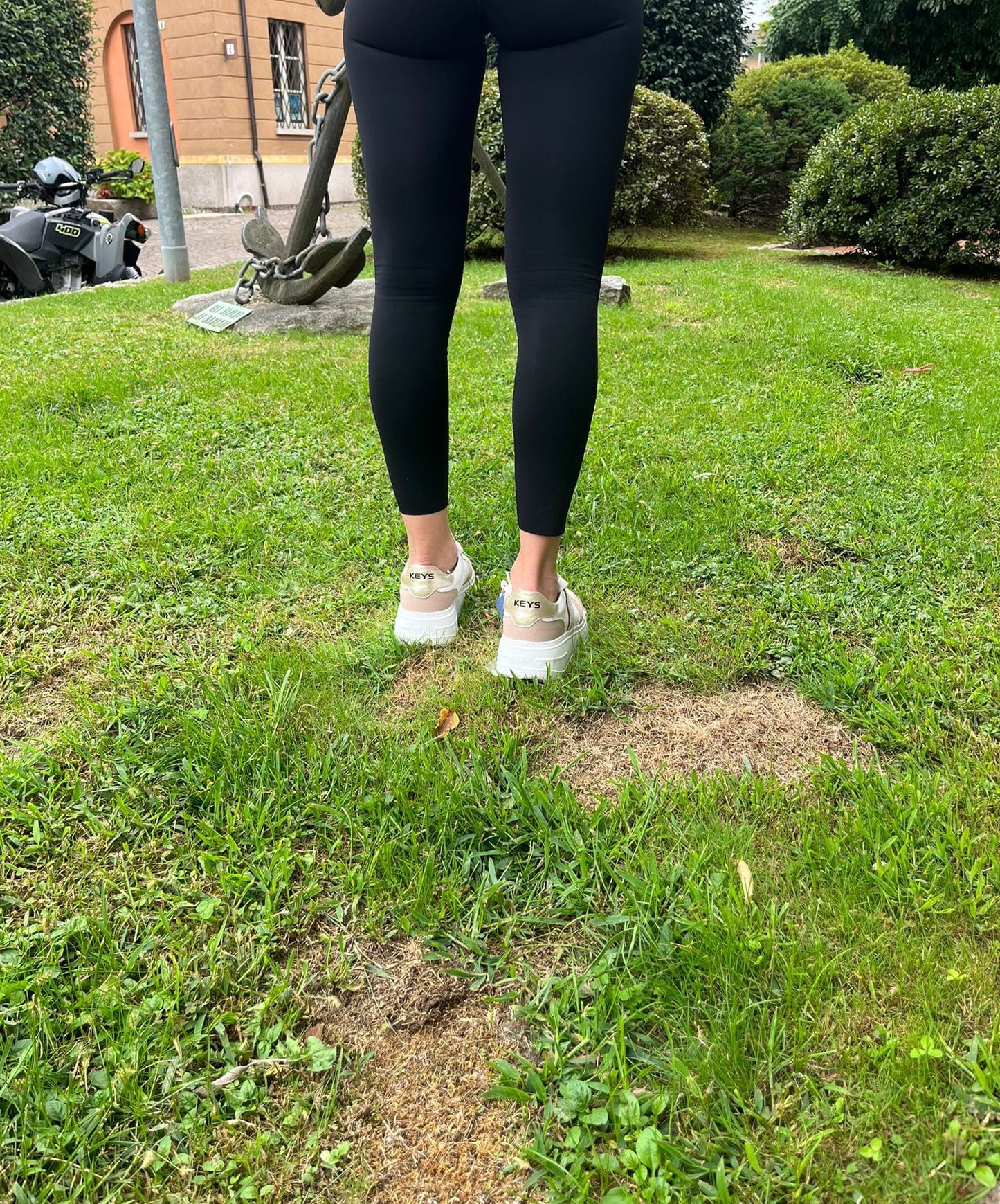 Sneakers keys base